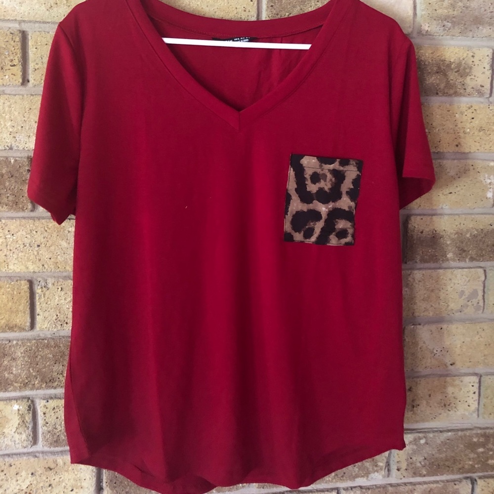 Leopard pocket tee